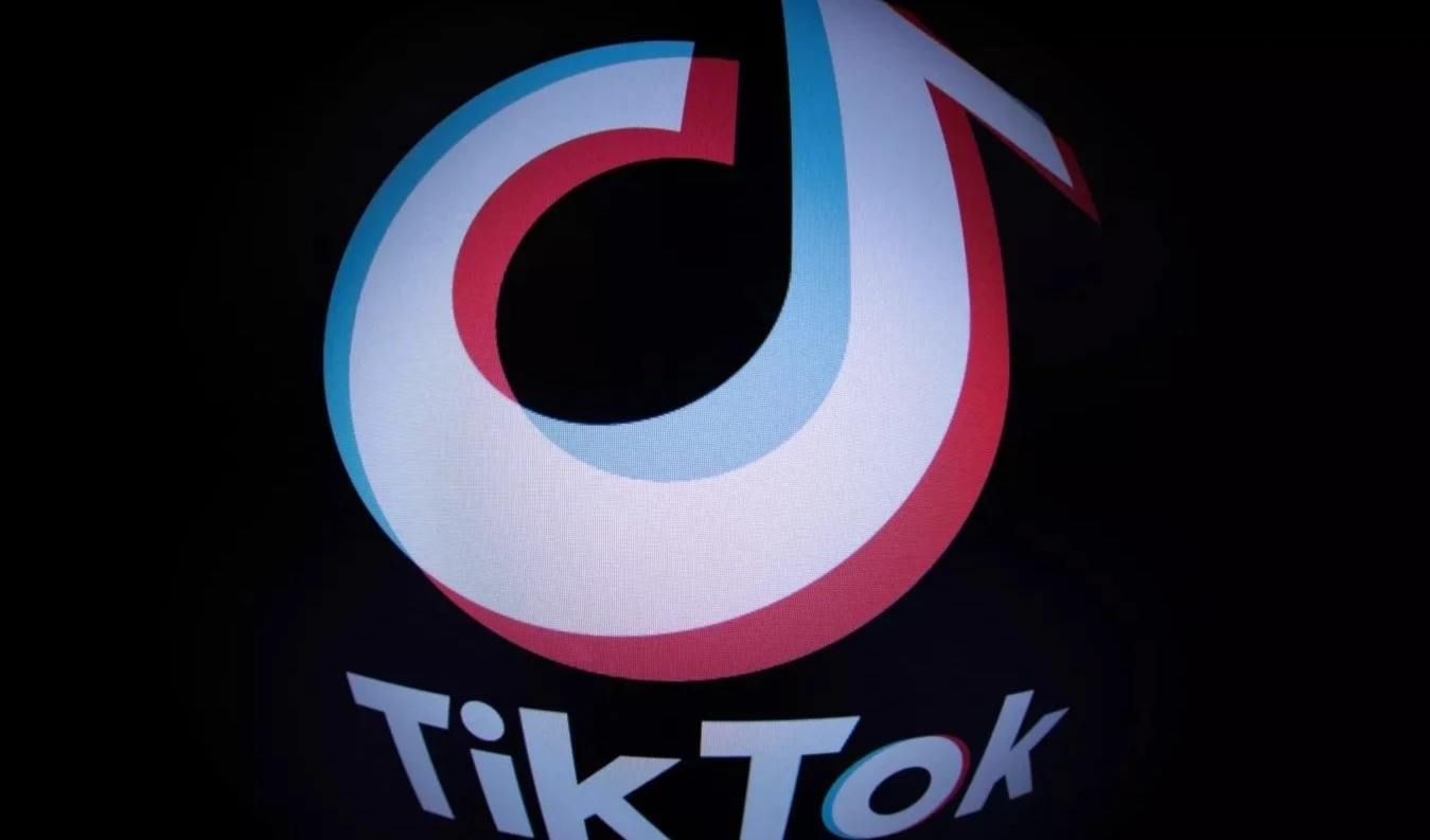 TikTok elimina filtros de belleza para adolescentes. Foto: AP. TikTok elimina filtros de belleza para adolescentes. Foto: AP.