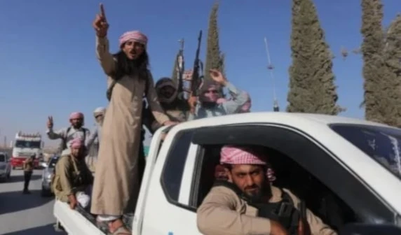 Reportan enfrentamiento entre tribus árabes y militantes en Siria.