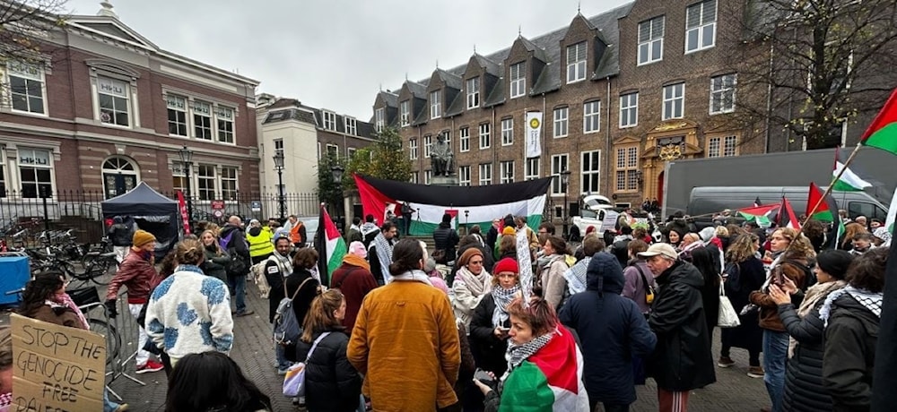 Manifestaciones en el centro de la ciudad holandesa de Utrecht en rechazo a la agresión israelí a la Franja de Gaza y el Líbano.