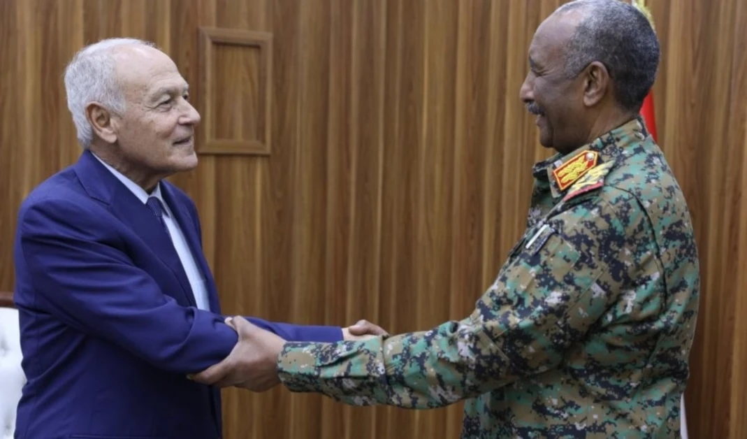 Aboul Gheit plantea hacer esfuerzos para detener los combates en Sudán