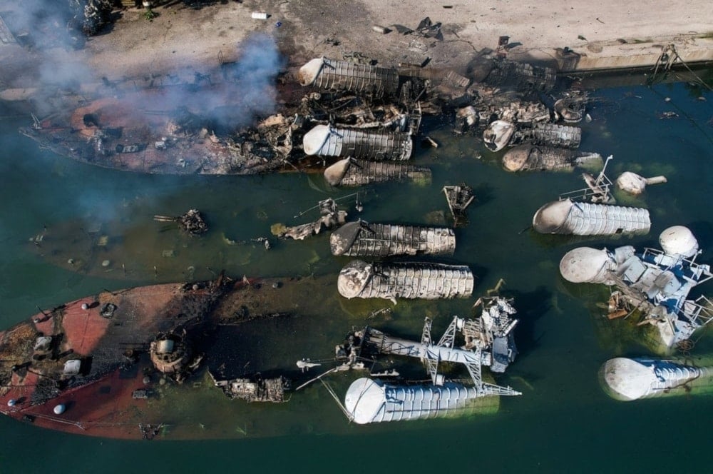 Una fotografía aérea muestra buques de guerra sirios destruidos durante el ataque israelí a la ciudad costera de Latakia el 10 de diciembre de 2024. (Foto: AFP)