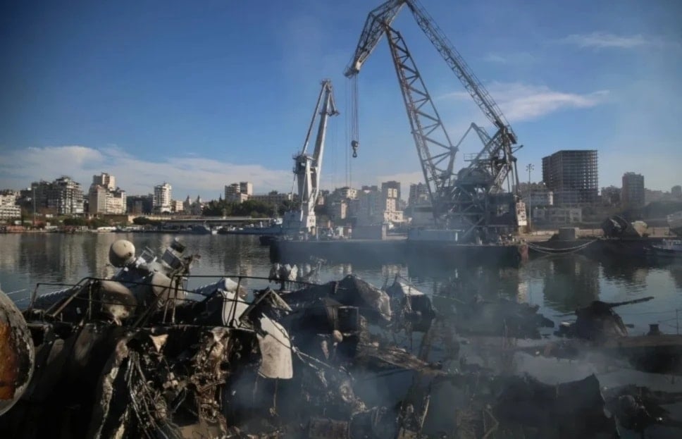 Daños causado al puerto de Latakia tras un ataque aéreo. 10 de diciembre de 2024