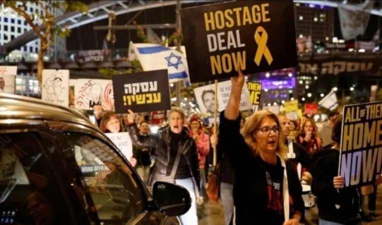 Los israelíes sufren un trauma por los prisioneros en manos de Hamás Los israelíes sufren un trauma por los prisioneros en manos de Hamás