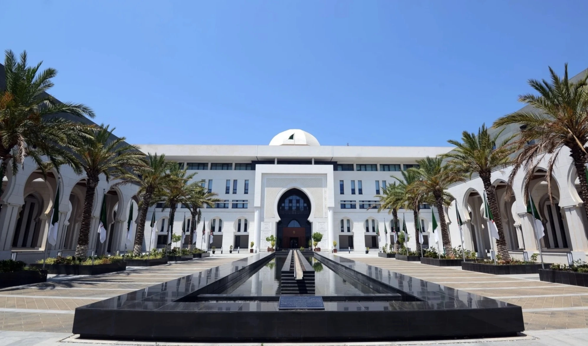 Argelia denuncia práctica hostil de servicio de seguridad de Francia Argelia denuncia práctica hostil de servicio de seguridad de Francia