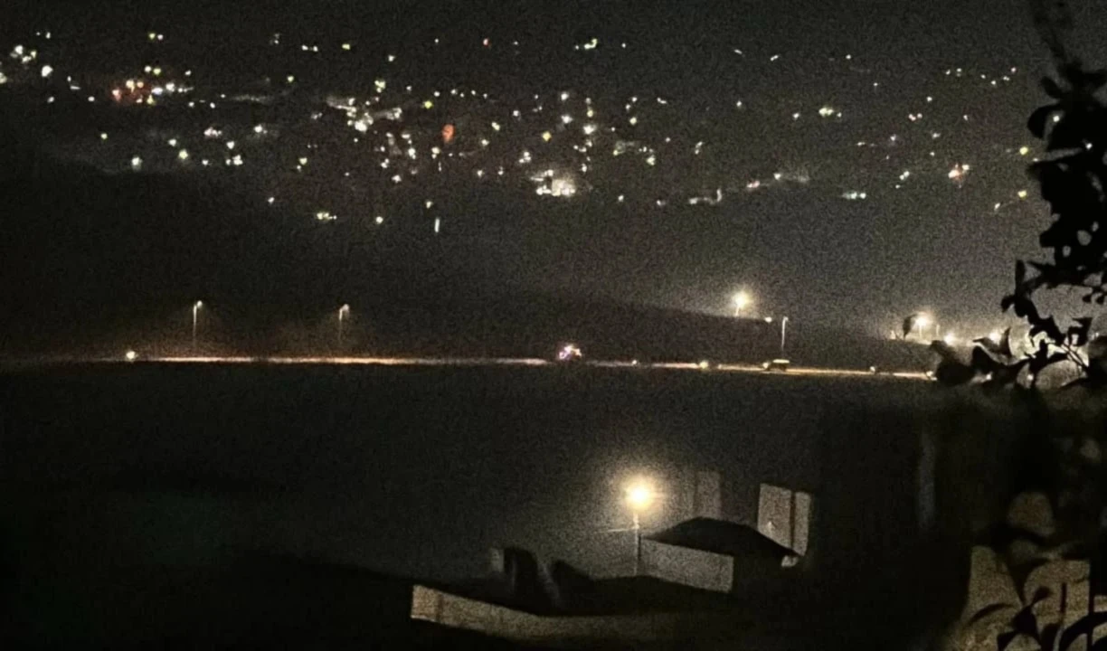 Escena nocturna de la incursión de las fuerzas israelíes a la ciudad de Nablus.