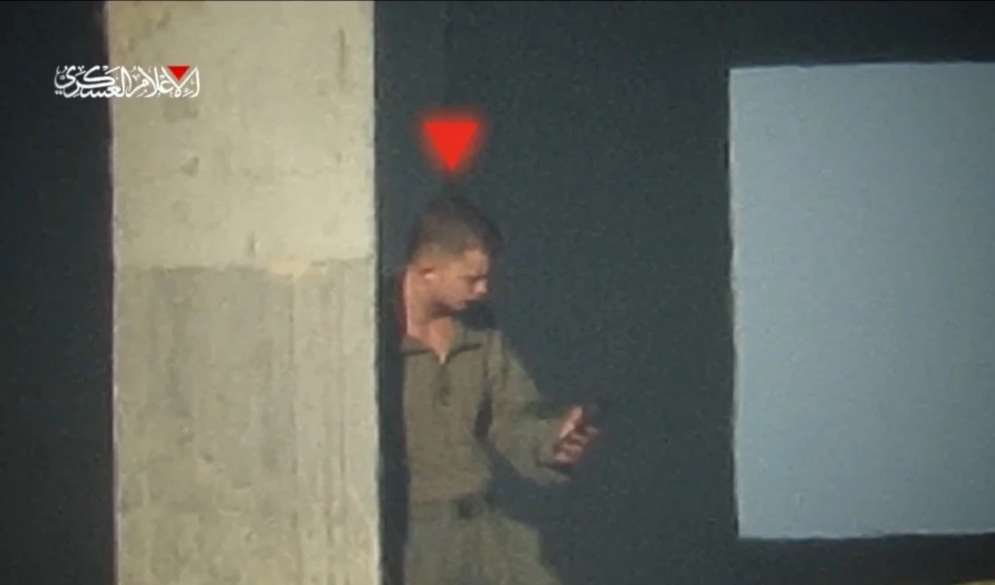 Resistencia combate a un oficial y tres soldados israelíes en Gaza Resistencia combate a un oficial y tres soldados israelíes en Gaza