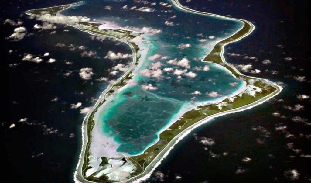 Vista aérea de Diego García, la isla más grande del archipiélago de Chagos.
