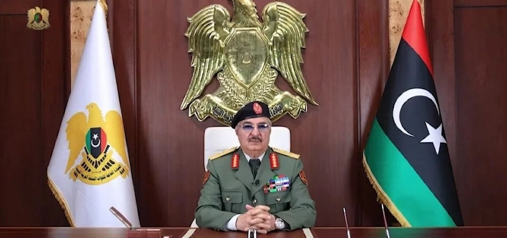 El comandante del ejército de Libia, mariscal de campo Khalifa Haftar.