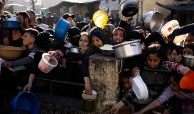 Sólo entró ayuda de 12 camiones en norte de Gaza en dos meses y medio Sólo entró ayuda de 12 camiones en norte de Gaza en dos meses y medio