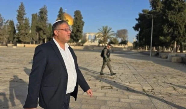 El ministro israelí de Seguridad Nacional, Itamar Ben Gvir, irrumpió en la Mezquita de Al-Aqsa en medio de amplio despliegue de seguridad.