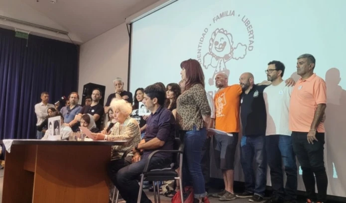 Las Abuelas de Plaza de Mayo encontraron al nieto 138 Las Abuelas de Plaza de Mayo encontraron al nieto 138