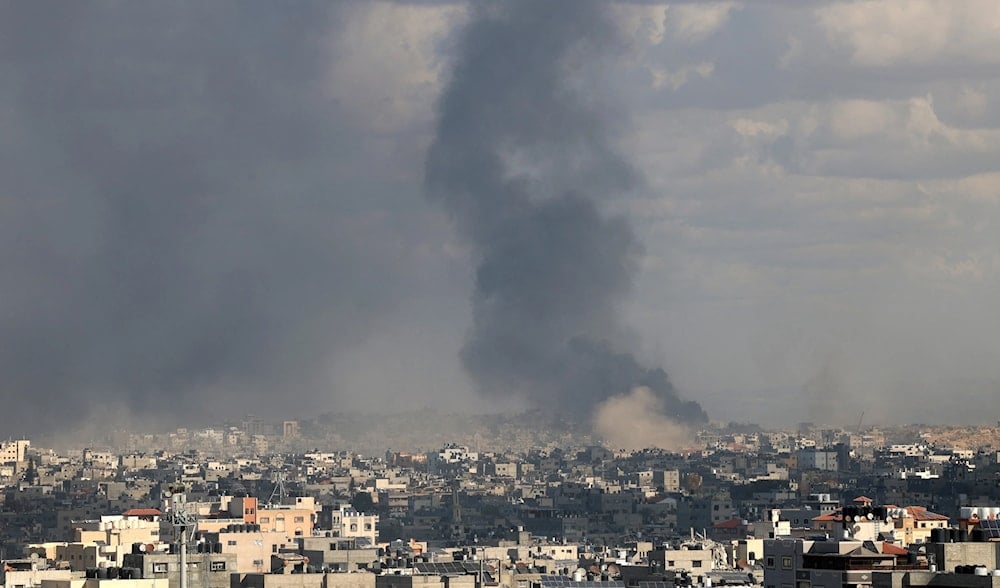 ​“Israel” centra sus bombardeos en el norte y centro de Gaza (Foto: AFP)