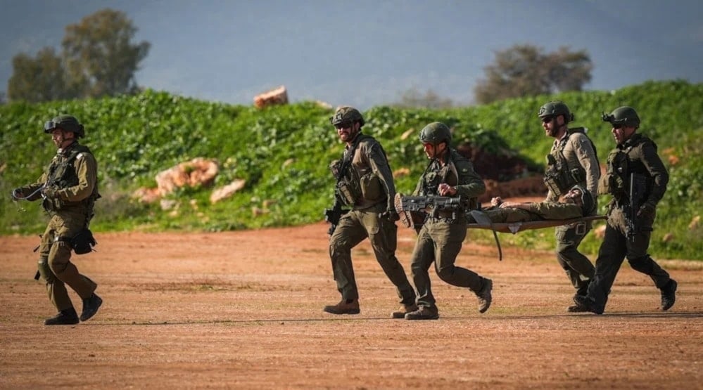 Ejército israelí reconoce muerte de un oficial y nueve heridos en Gaza