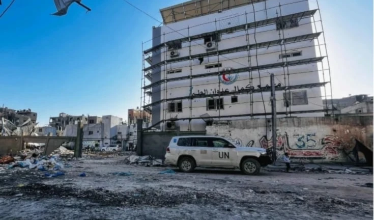 Los alrededores del hospital Kamal Adwan en el norte de Gaza. Los alrededores del hospital Kamal Adwan en el norte de Gaza.