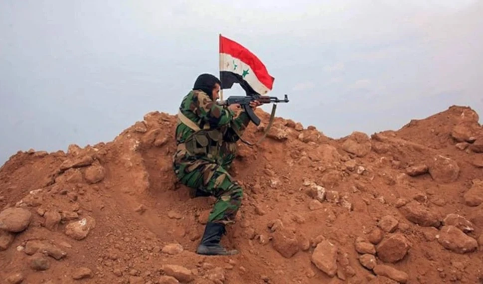 Ejército sirio entregó frente en Homs y grupos armados tomaron la urbe Ejército sirio entregó frente en Homs y grupos armados tomaron la urbe