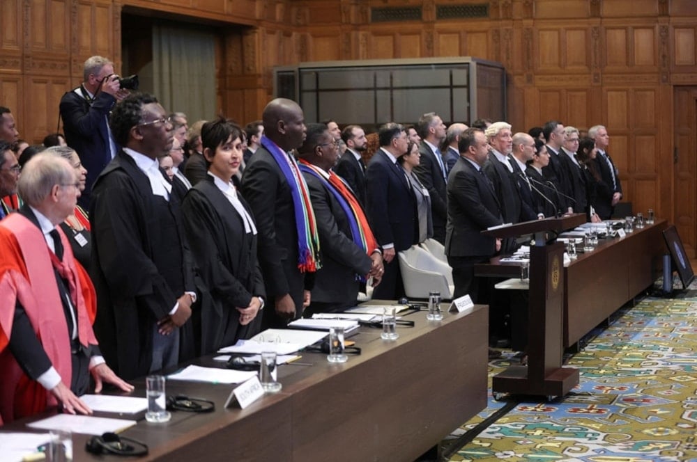 Delegación sudafricana que presentó la demanda contra la ocupación israelí ante la Corte Internacional de Justicia de La Haya, el 11 de enero pasado. 