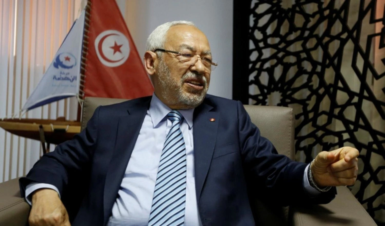 Líder de la oposición en Túnez condenado a prisión por