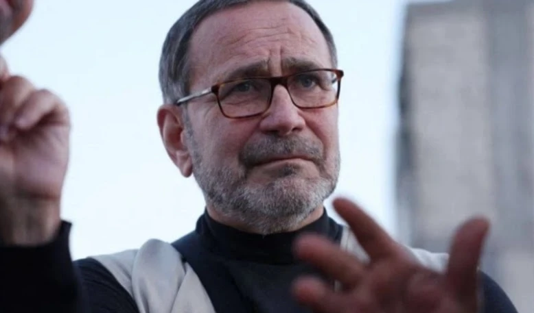 El médico francés, Rafael Petit, describió la barbarie que "Israel" comete en la Franja de Gaza contra los Palestinos.