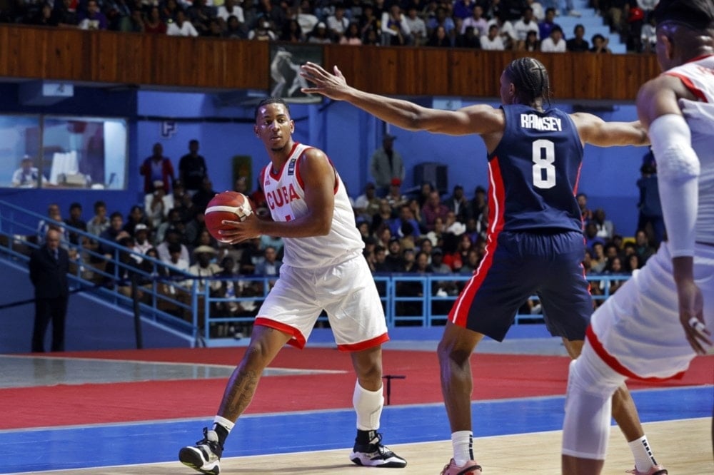 Cuba festeja éxito en baloncesto sobre EE.UU.