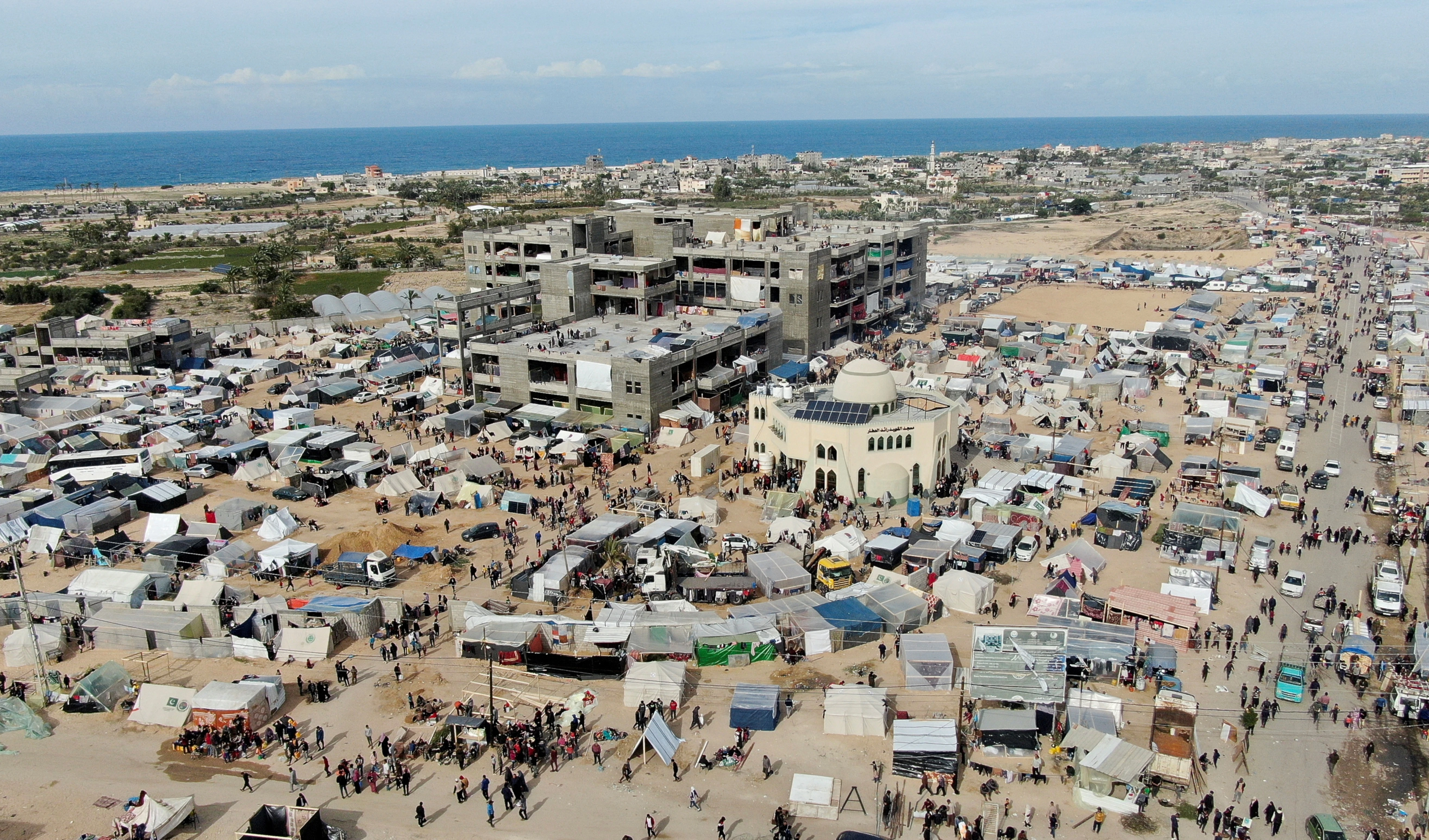 Más de 1.4 millones de palestinos fueron desplazados por el régimen israelí hacia Rafah. Más de 1.4 millones de palestinos fueron desplazados por el régimen israelí hacia Rafah.
