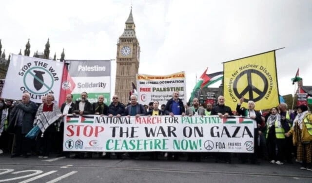Desde hace casi cinco meses, Reino Unido vive movilizaciones sindicales y de derechos humanos para exigirle al gobierno que prohíba la exportación de armas al ente israelí. Desde hace casi cinco meses, Reino Unido vive movilizaciones sindicales y de derechos humanos para exigirle al gobierno que prohíba la exportación de armas al ente israelí.