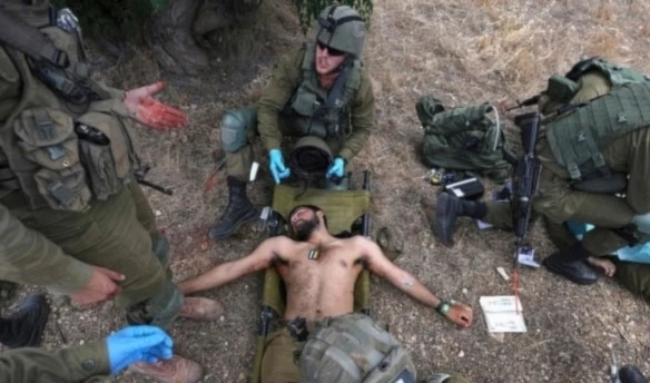 La ocupación israelí reconoce que un soldado resultó herido de gravedad en enfrentamientos en Gaza.