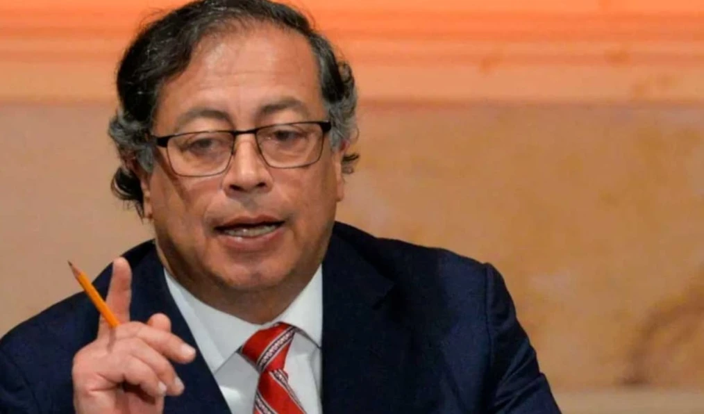 Presidente de Colombia ordenó suspender cese al fuego con EMC-FARC