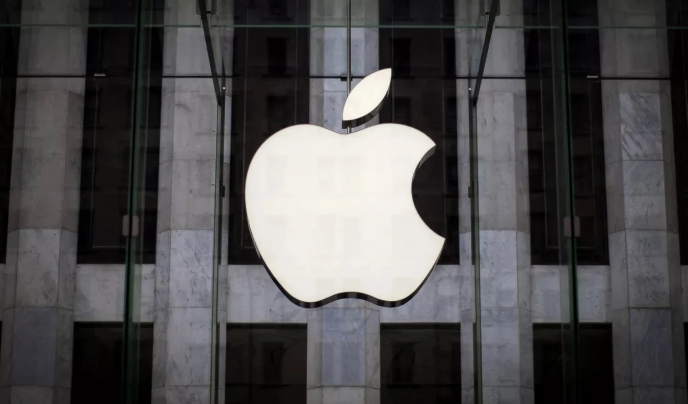 Apple busca colaborar con Google para implementar Gemini. Foto: Reuters.