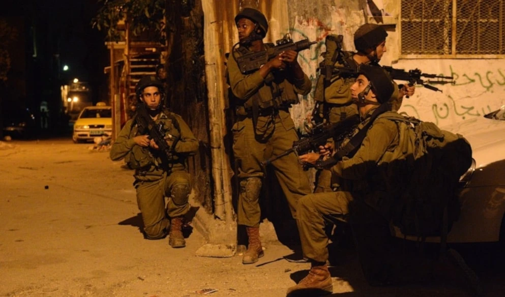 Las fuerzas israelíes asaltan diariamente las ciudades de Cisjordania. Las fuerzas israelíes asaltan diariamente las ciudades de Cisjordania.