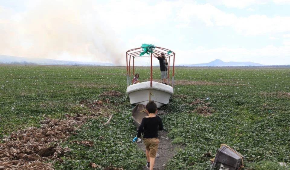 La sequía deja sin agua antigua laguna azteca, en México. Foto: Sol de Toluca.