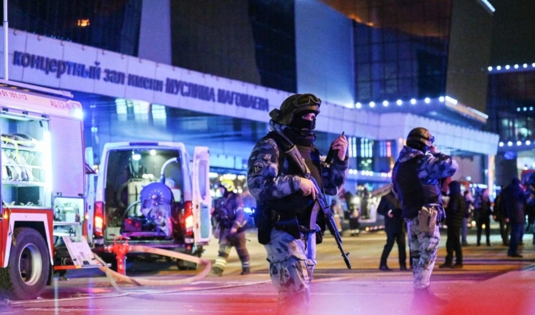 El brutal atentado que se atribuyó el grupo territorista Daesh, dejó 40 personas muertas y más de 100 heridos.