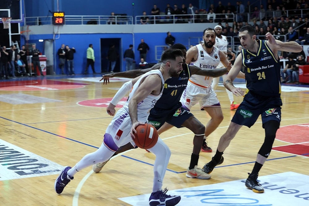 Beirut supera a líder Al Riyadi en baloncesto de Líbano.