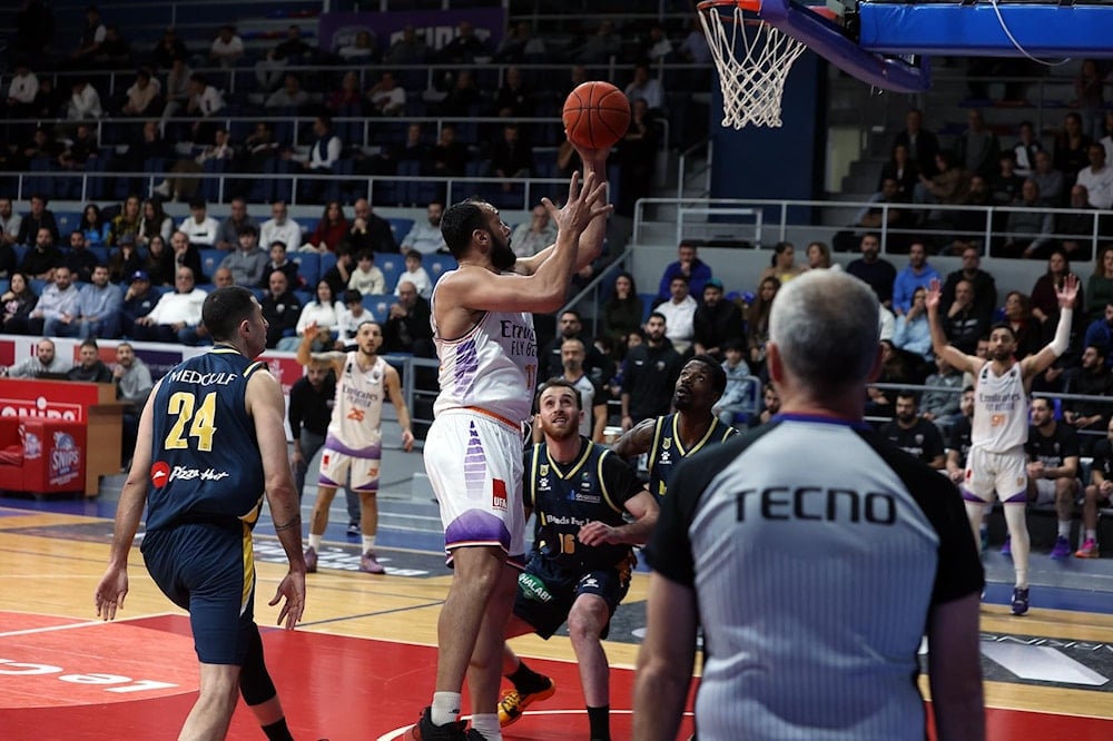 Beirut supera a líder Al Riyadi en baloncesto de Líbano.