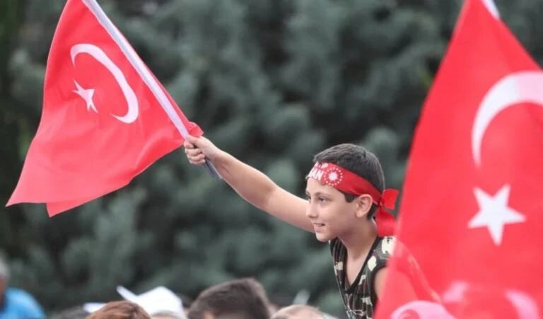 Minoría kurda luchará por alcaldía de Estambul para los venideros comicios regionales del próximo 31 de marzo.