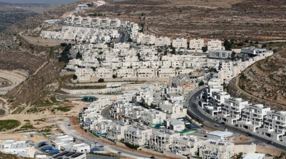 “Israel” se apoderó de 50 mil dunums palestinos en 2023.