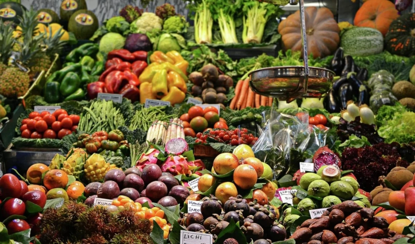 Revelan cantidad de comida desperdiciada por el mundo al año. Foto: Unsplash.