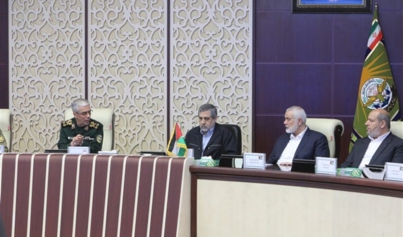 El jefe del Estado Mayor de las Fuerzas Armadas iraníes, general de división Mohammad Bagheri, recibió al jefe del Buró Político de Hamas, Ismail Haniyeh, y a su delegación acompañante.