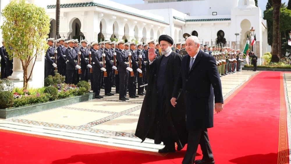Encuentro bilateral entre los presidentes de Argelia e Irán. 