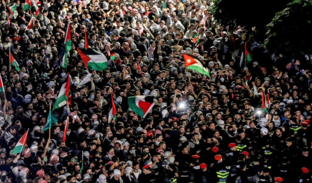 Manifestantes jordanos exigen cortar relaciones con "Israel"