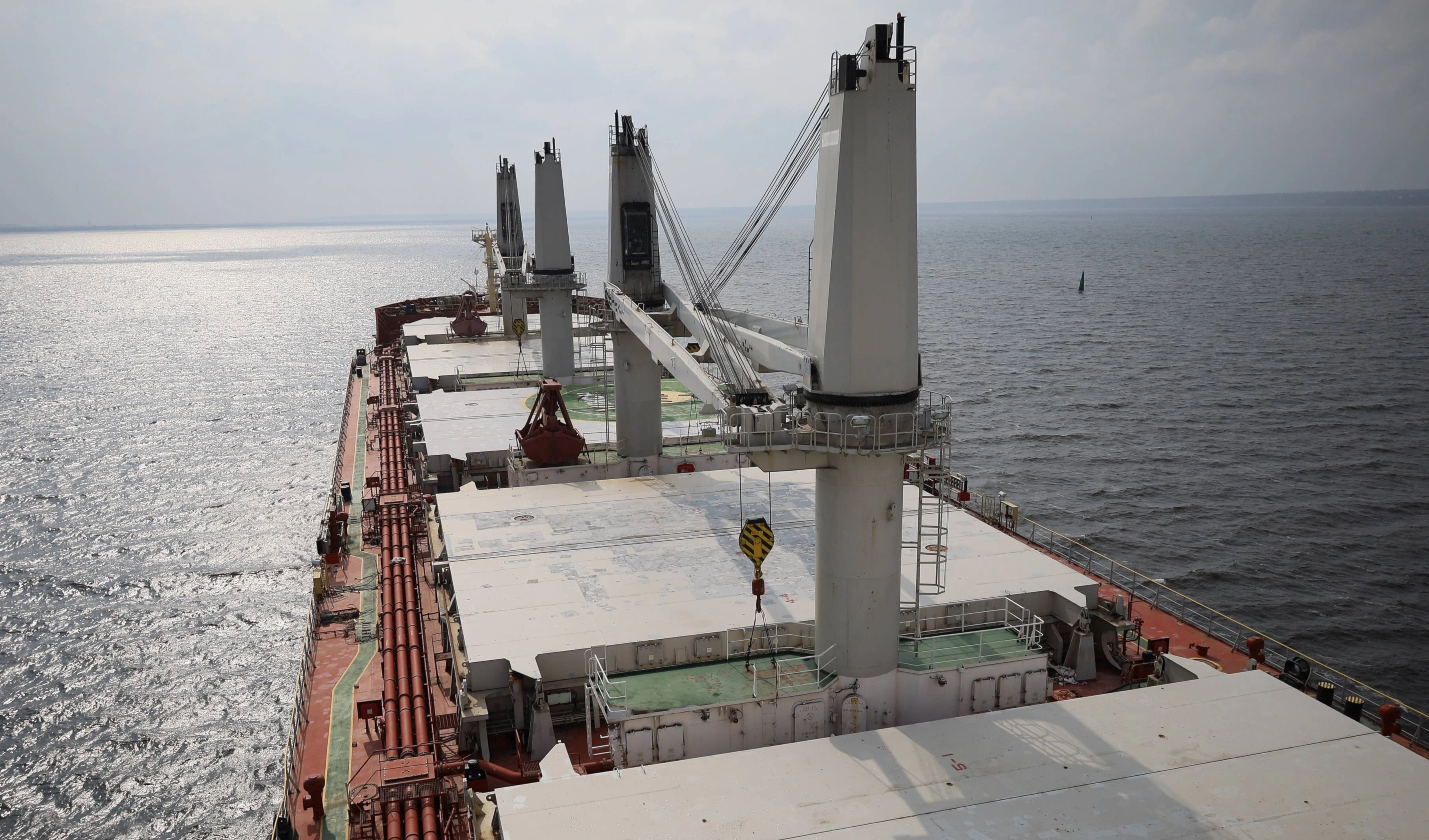 Barco de EE.UU. en el golfo de Adén.