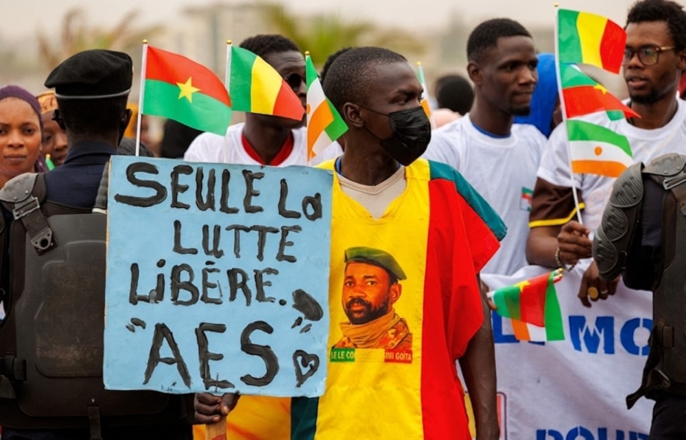 Níger, Burkina Faso y Mali lograron expulsar a las fuerzas francesas de sus territorios, lo cual refleja las nuevas orientaciones políticas y estratégicas en África.