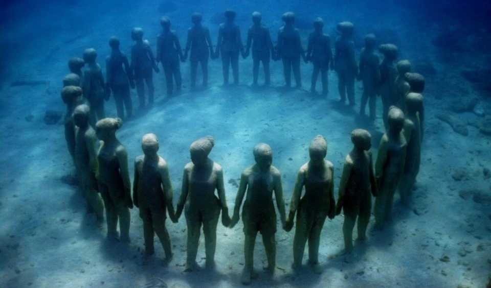 El arte submarino crece en las aguas de Granada, en el Caribe. Foto: Jason deCaires Taylor. El arte submarino crece en las aguas de Granada, en el Caribe. Foto: Jason deCaires Taylor.