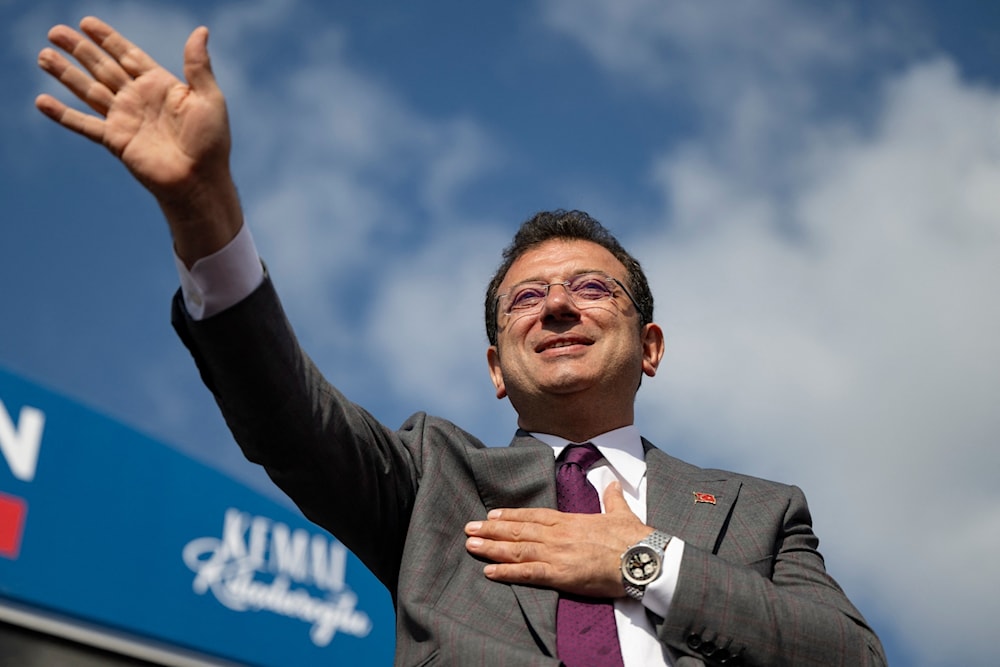 Ekrem Imamoglu retuvo la alcaldía de Estambul, puesto que ocupa desde 2019.