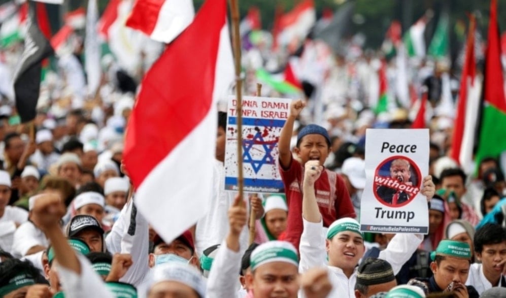 El pueblo de Indonesia rechaza la masacre israelí contra la Franja de Gaza.