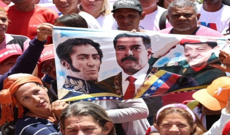 El pueblo venezolano tomó las calles para recordar el día que, a gritos, exigió que le devolvieron a su Eterno Líder.