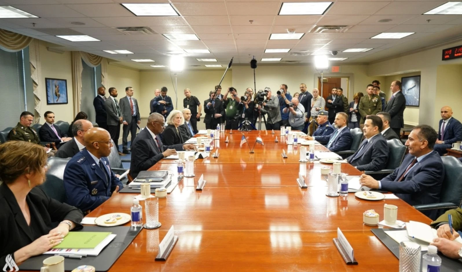 El primer ministro de Irak, Mohammad Shiaa Al-Sudani, y el secretario de Defensa estadounidense, Lloyd Austin, sostuvieron un encuentro en el Pentágono.