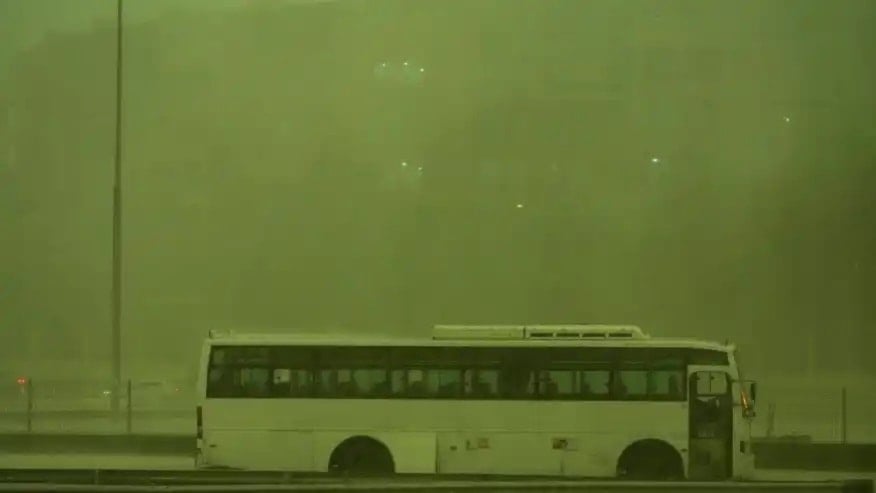 Tormenta en Emiratos Árabes Unidos dejó inundada a Dubái. Foto: AP. 