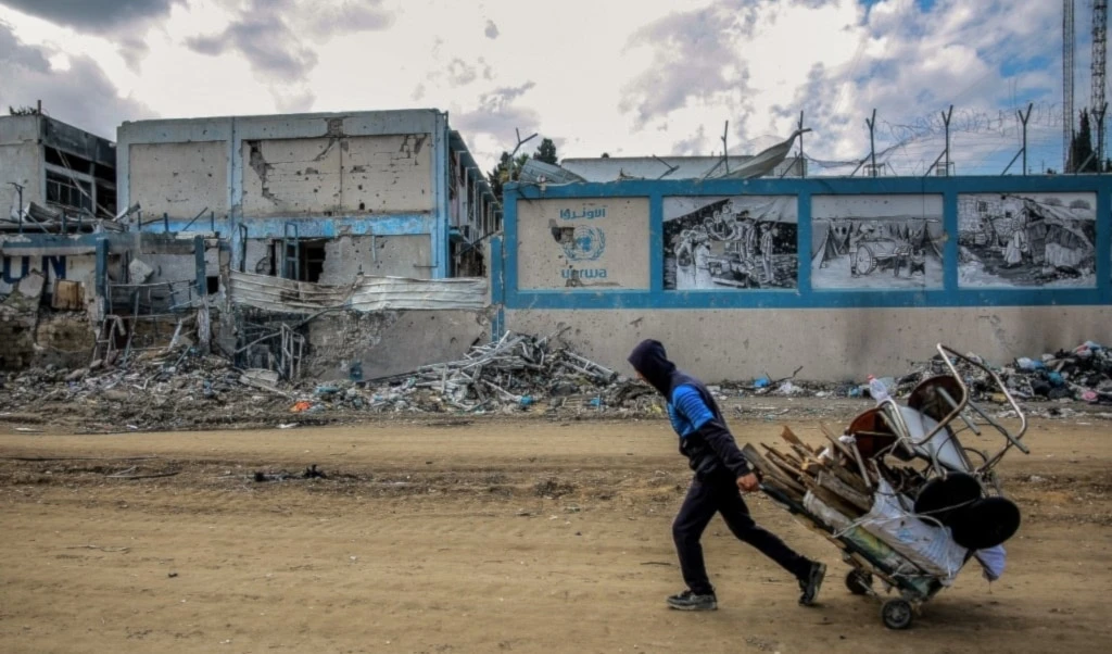 Una de las sedes de la UNRWA en Gaza destruidas por los ataques israelíes.