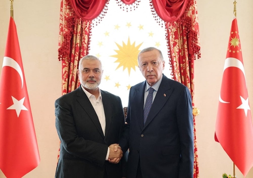 Jefe del Buró Político del movimiento Hamas, Ismail Haniyeh, y el presidente de Turquía, Recep Tayyip Erdogan.