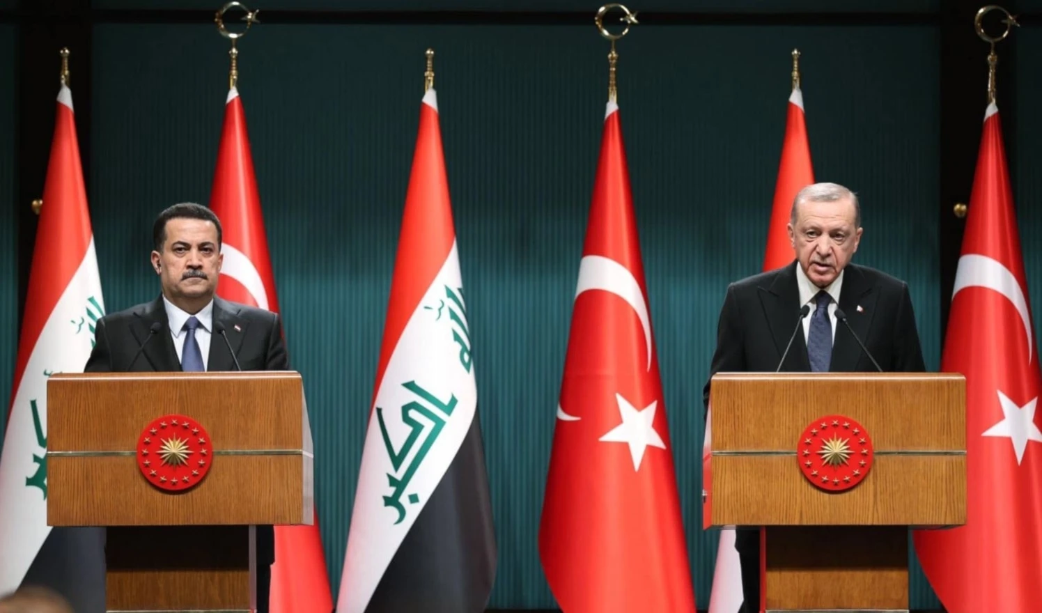 El primer ministro de Irak, Mohammad Shiaa Al-Sudani, y el presidente de Turquía, Recep Tayyip Erdogan.